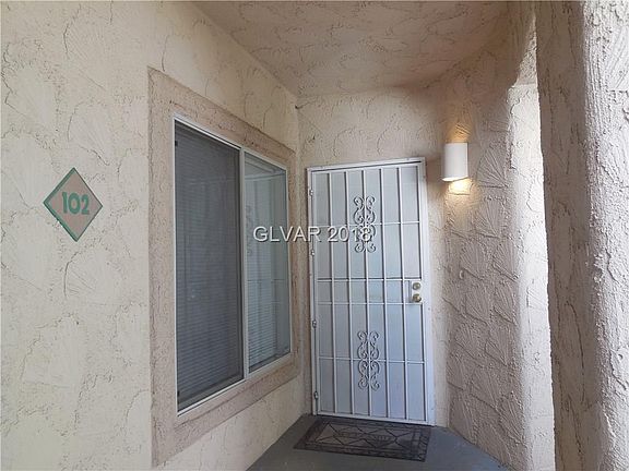 5th image of 6809 Squaw Mountain Dr Unit 102