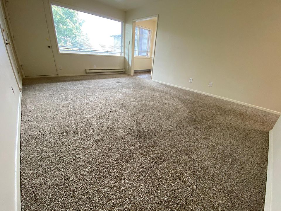 1st image of 4640 22nd Ave NE #5khhggbs1