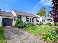 7841 SE Grant St, Portland, OR 97215 | Zillow