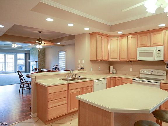 4th image of 518 Milton Commons Blvd