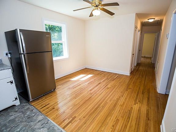 4th image of 8715 McCaw Dr