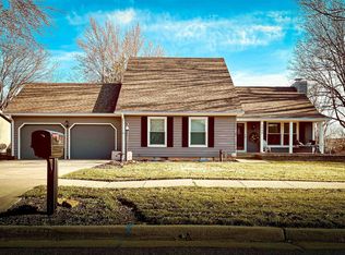 5940 SW 24th Ter, Topeka, KS 66614