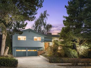 1180 SW Chestnut Dr, Portland, OR 97219