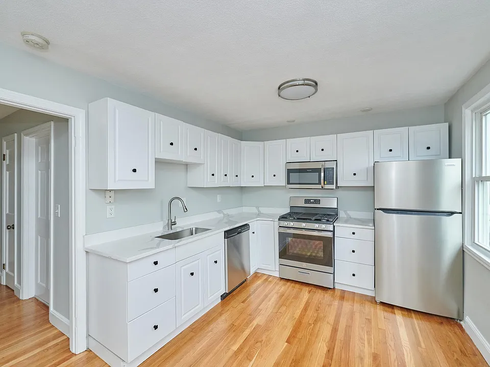 269 Harvard St #7
