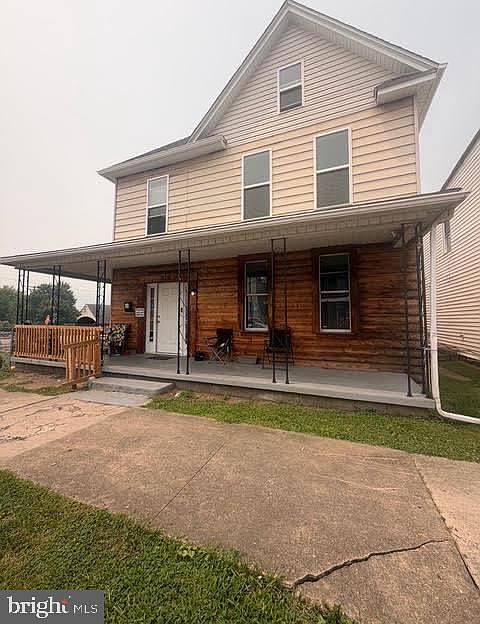 1st image of 319 Grand Ave