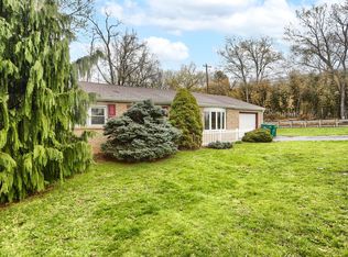 1341 Scenery Dr, Mechanicsburg, PA 17050