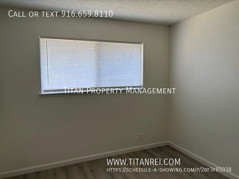 1050 Clinton Rd — Photo 9