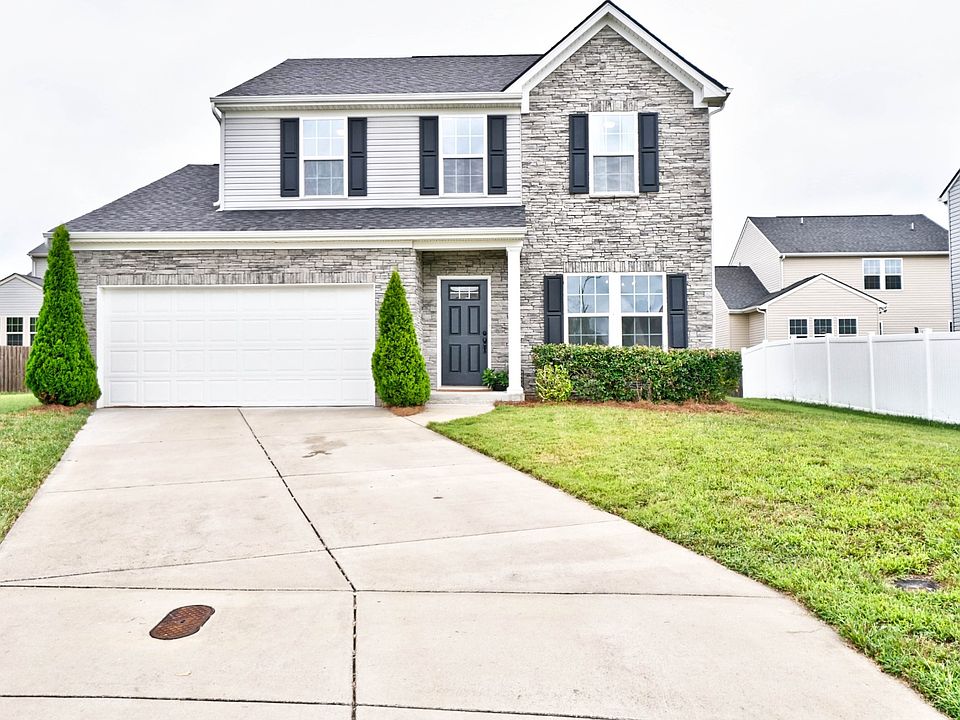 1st image of 2213 Pearwick Ct