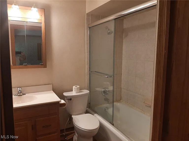 10613 Sherman Rd — Photo 27