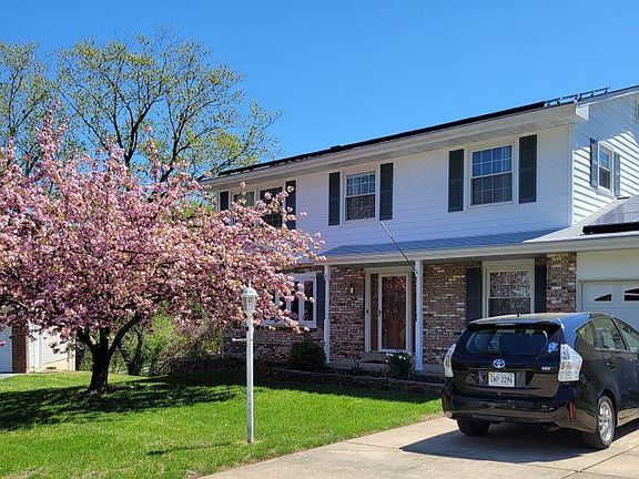 2nd image of 12904 Dauphin Ct