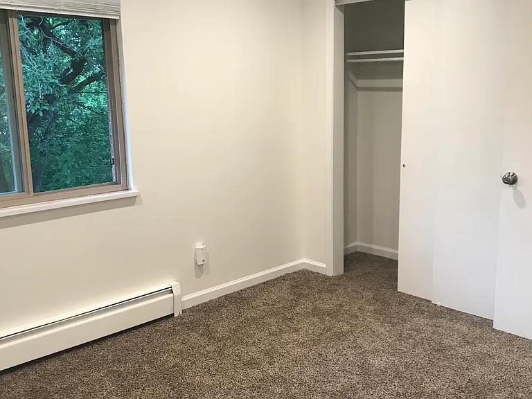 3550 Broadway St #B — Photo 6