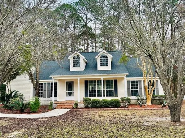 101 Brentwood Dr, Brunswick, GA 31523
