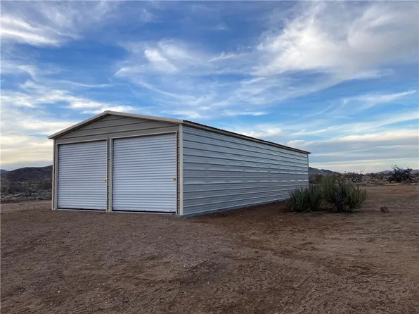 6585 W McElmo Dr Drive, Golden Valley, AZ 86413