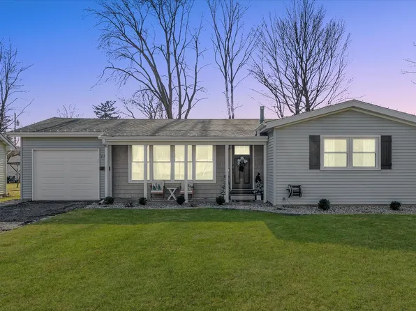 263 W Jefferson St, Arcola, IL 61910