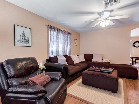 4th image of 837 E Nardini St