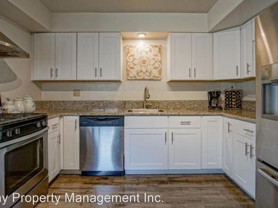 266 Reindollar Ave, Marina, CA, 93933