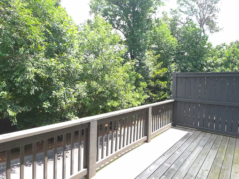 3801 Oxford Cir — Photo 19