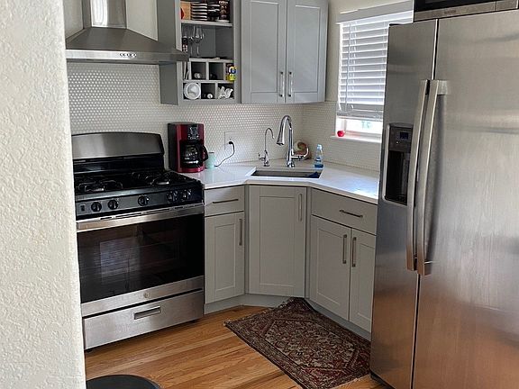 5th image of 1216 Inks Ave