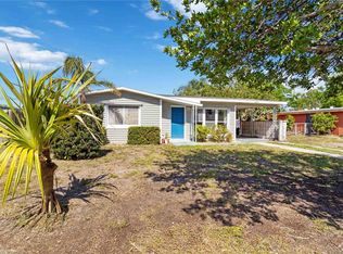 6720 Northampton Pl, Bradenton, FL 34207