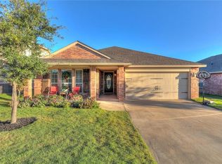 8921 NW 106th St, Oklahoma City, OK 73162