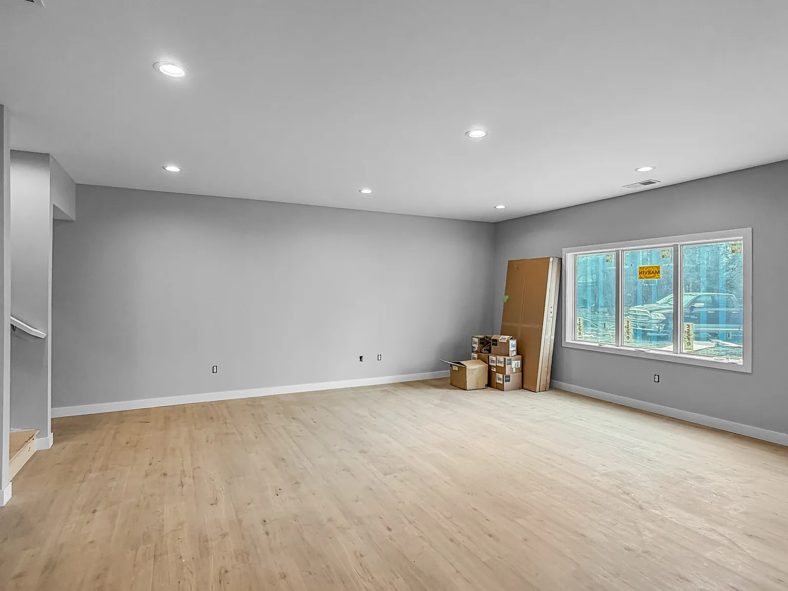 4 bed, 3.5 bath, 3963 sqft, $2,800 — Photo 3