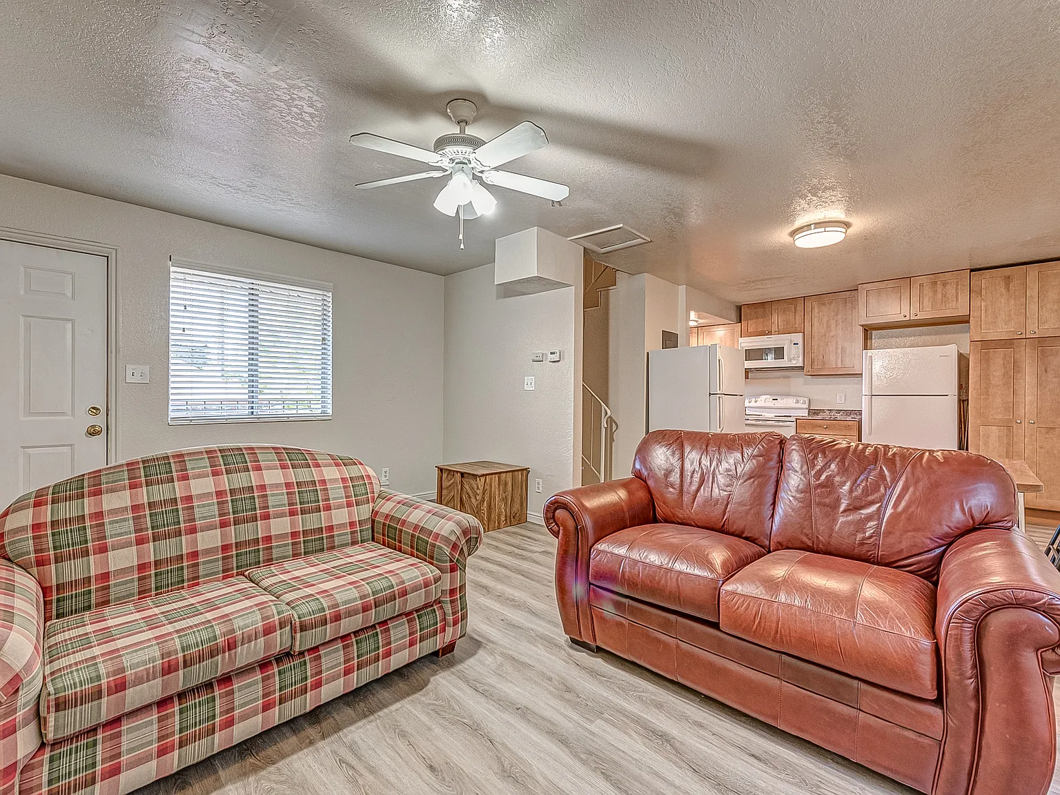 6 bed, 1200 sqft, $505 — Photo 1