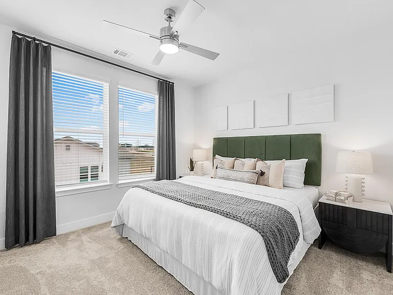 Alta Westinghouse Townhomes — Photo 18