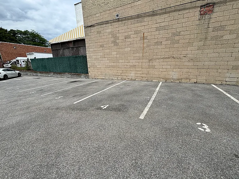 UNIT COMES WITH ONE ASSIGNED PARKING SPACE