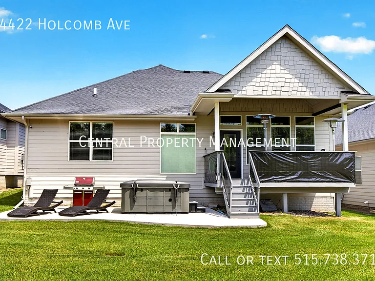 14422 Holcomb Ave — Photo 2
