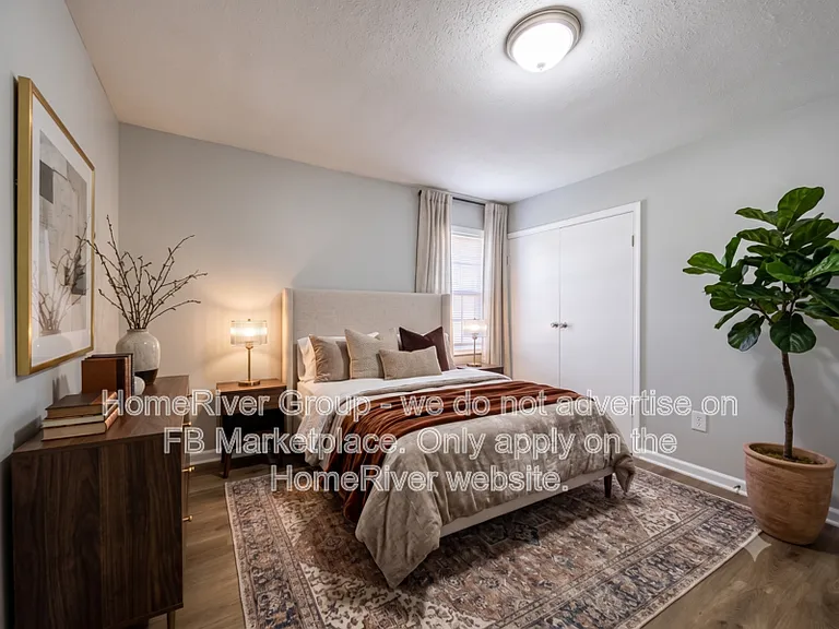 5035 Applewood Dr — Photo 3