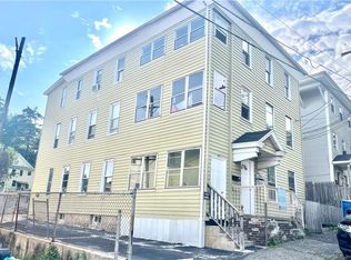 61 N Leonard St, Waterbury, CT 06708
