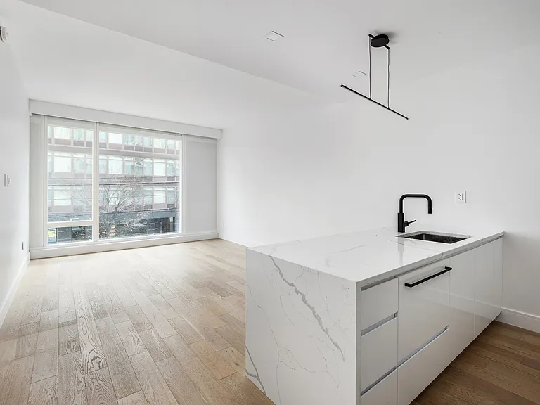 37-34 33rd St #3D — Photo 3