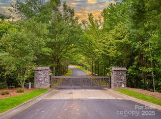 323 Shining Rock Path, Horse Shoe, NC 28742
