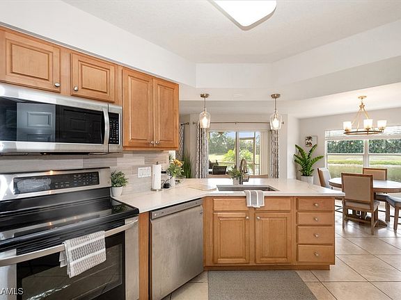4th image of 9640 Rosewood Pointe Ter Suite 105