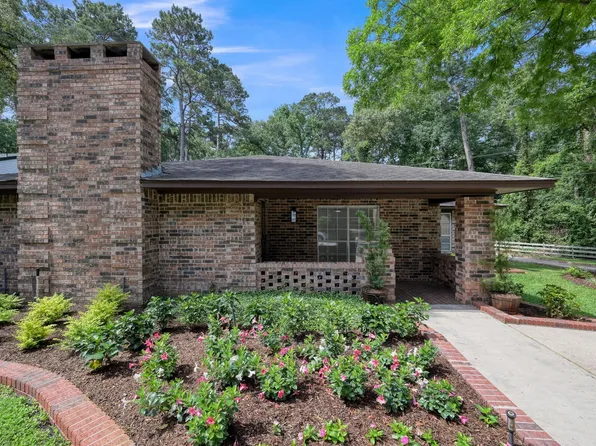 117 Broken Bough Ln, Conroe, TX 77304