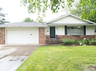 6345 Fairhaven Rd, Mayfield Heights, OH 44124