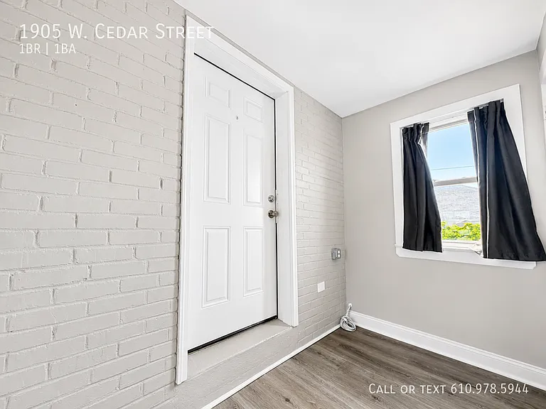1905 W Cedar St — Photo 5