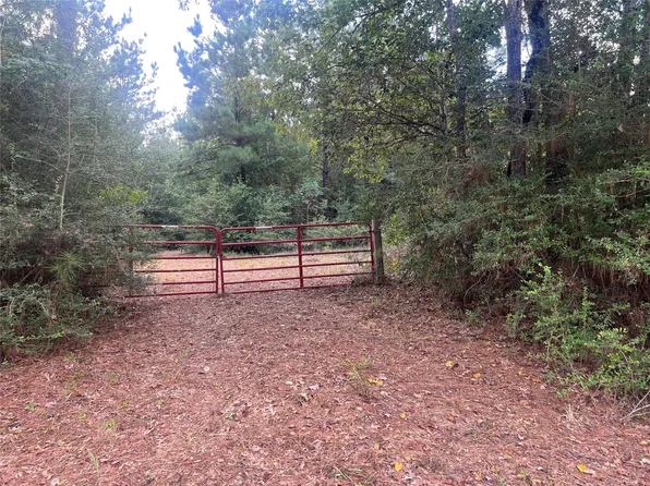 7926 E Fm 942, Livingston, TX 77351