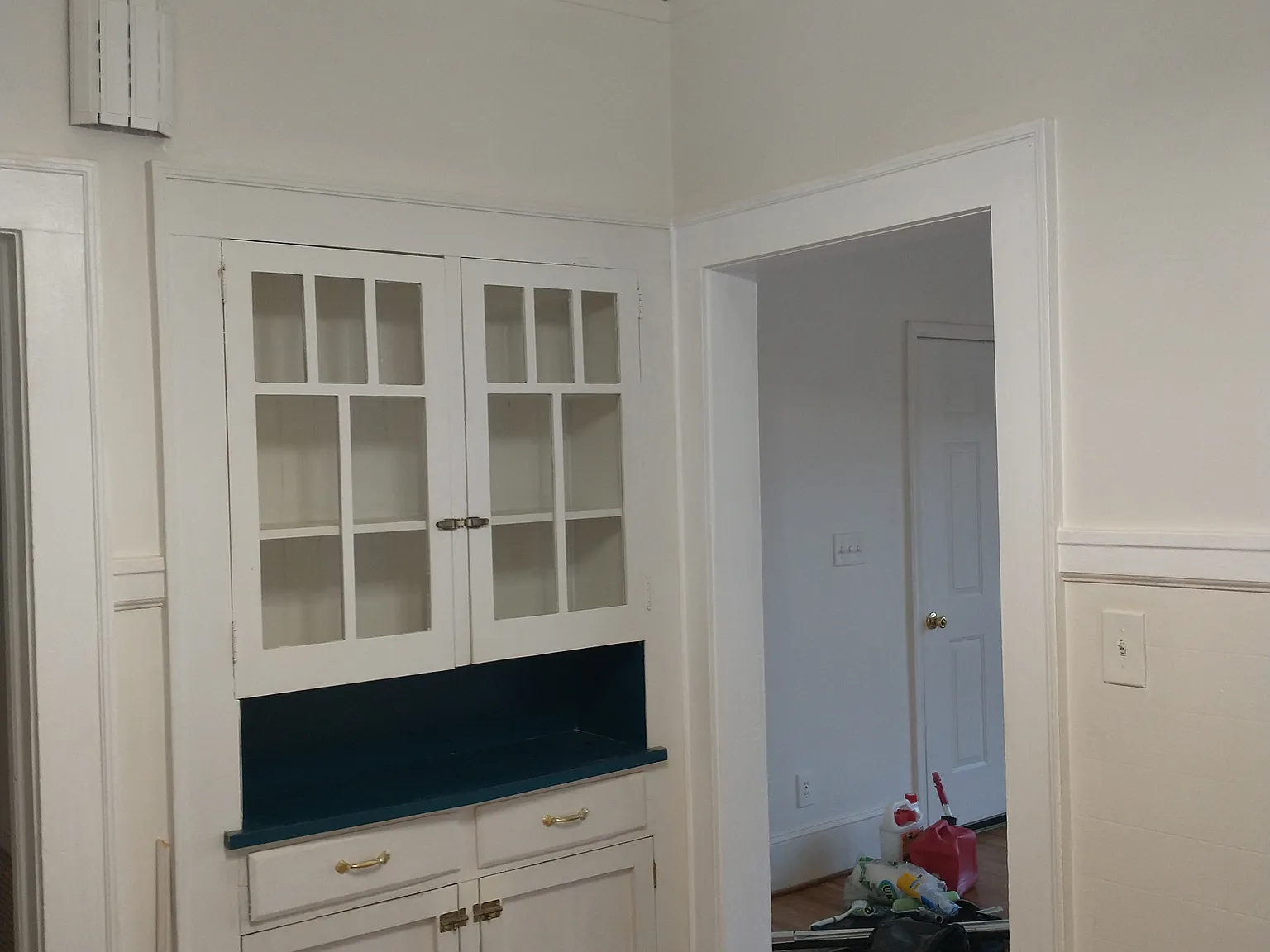 2 bed, 1.5 bath, 1200 sqft, $1,200 — Photo 3
