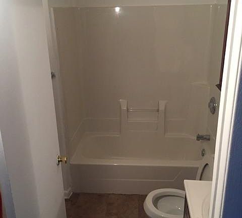 5th image of 1119 Grant Ave APT 1