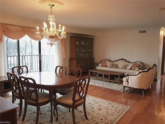 5th image of 700 Brick Mill Run APT 505