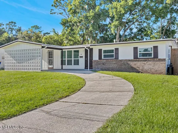 237 RENNE Drive N, Jacksonville, FL 32218
