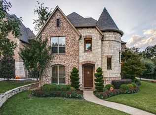8527 Lakemont Dr, Dallas, TX 75209