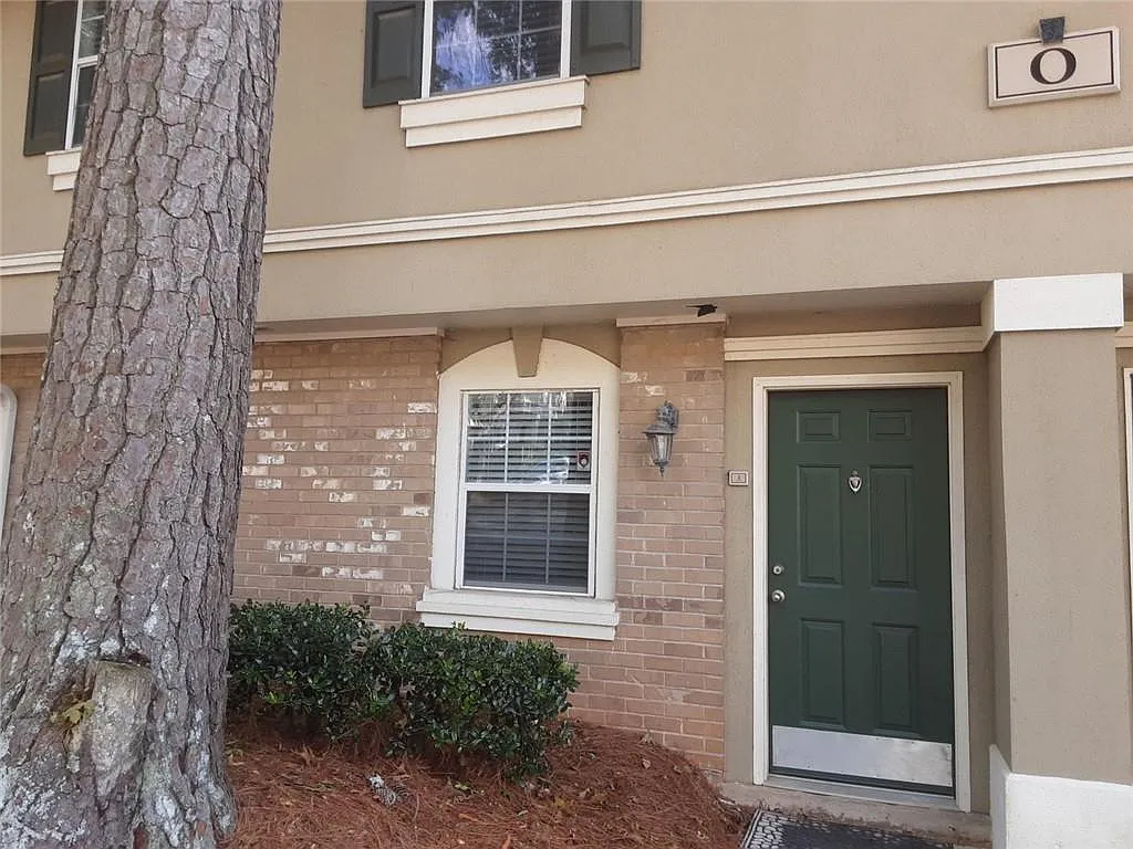 2 bed, 2.5 bath, 1434 sqft, $2,100 — Photo 3