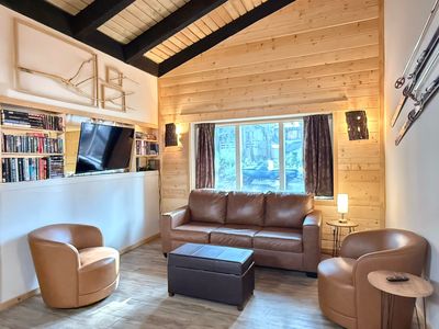 221 Canyon Blvd #107, Mammoth Lakes, CA, 93546