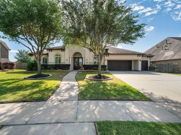 9822 Hodge Hill Ln, Cypress, TX 77433
