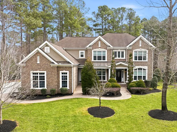 2205 Wood Cutter Ct, Raleigh, NC 27606