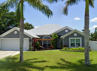 2830 Surfside Blvd, Cape Coral, FL 33914