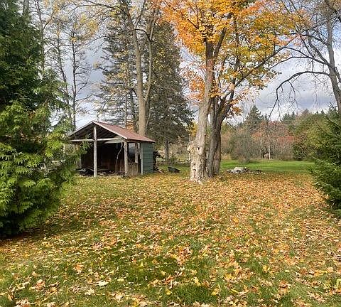 2nd image of 7574 White Rd