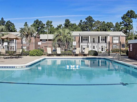 Carriage House swimming pool